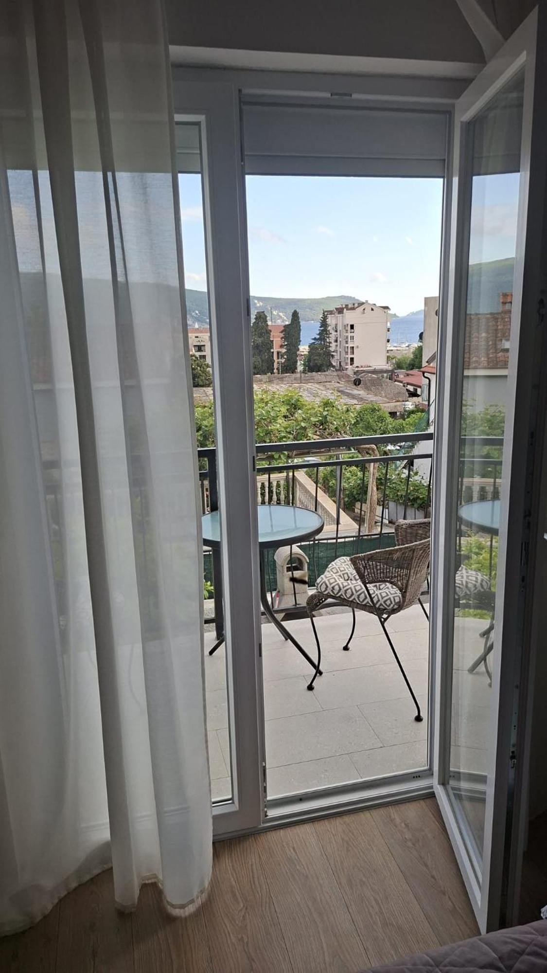 Apartments Lena Herceg Novi Exterior photo